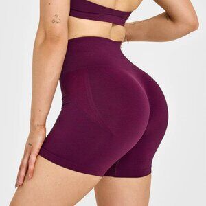 SOLD OUT NWT Oner Active EffortlessLift Seamless Shorts in Ripe Fig Size M